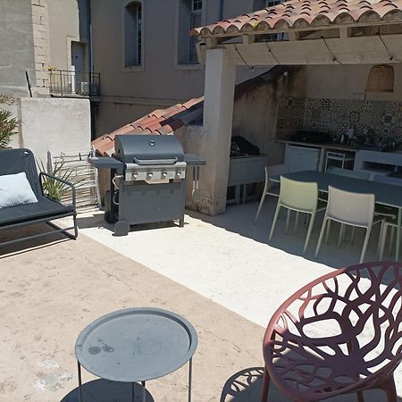 Maison Intra Muros, Terrasses Avec Vue Jaccuzzi Et Garage อาวีญง ห้อง รูปภาพ