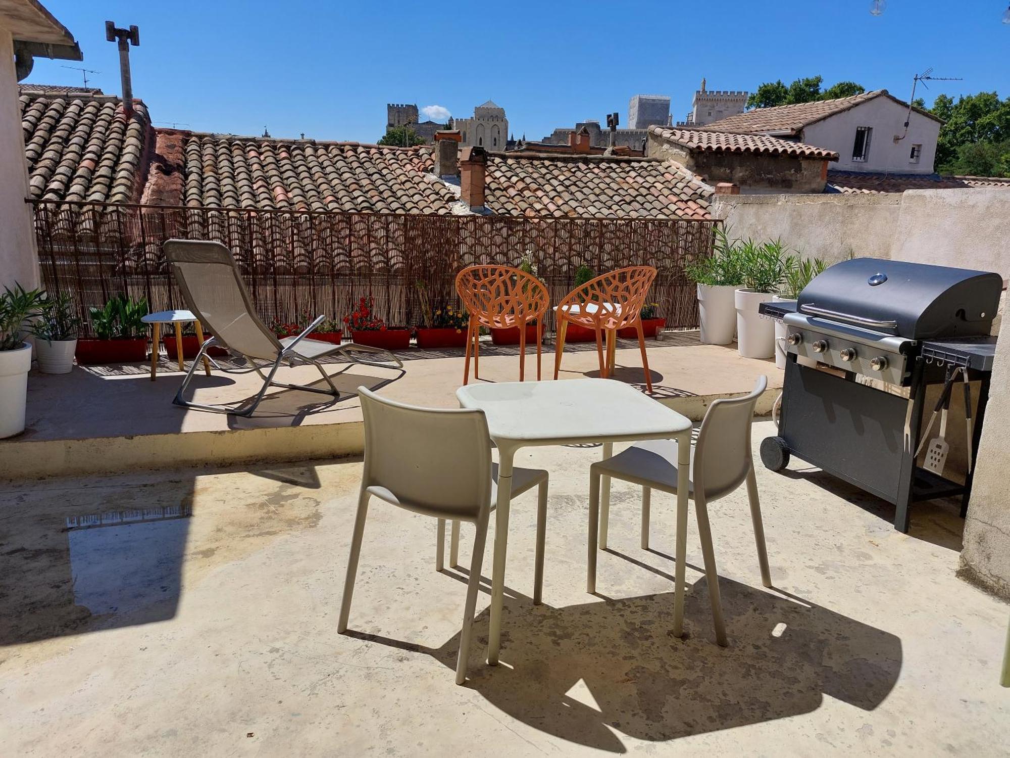 Maison Intra Muros, Terrasses Avec Vue Jaccuzzi Et Garage อาวีญง ห้อง รูปภาพ